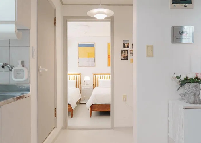 Apartment 6 People, Lotte World, Seongsu, Gangnam, Coex, Jamsil Station, Samsung&asan Hospital, Kspo Dome, Shinnonhyeon *